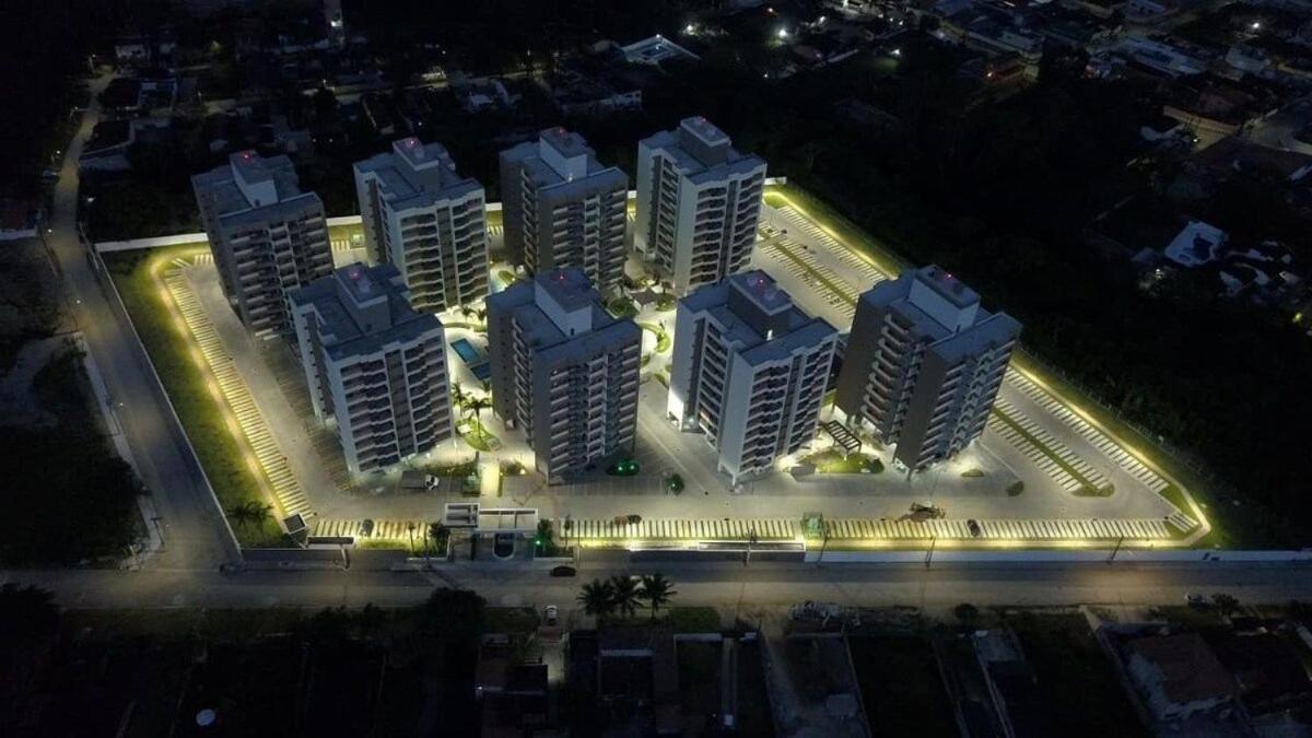 Lindo Apto Com Ar Cond Prox A Martim De Sa Com Piscina Wifi Sacada Gourmet Com Churrasqueira * Caraguatatuba