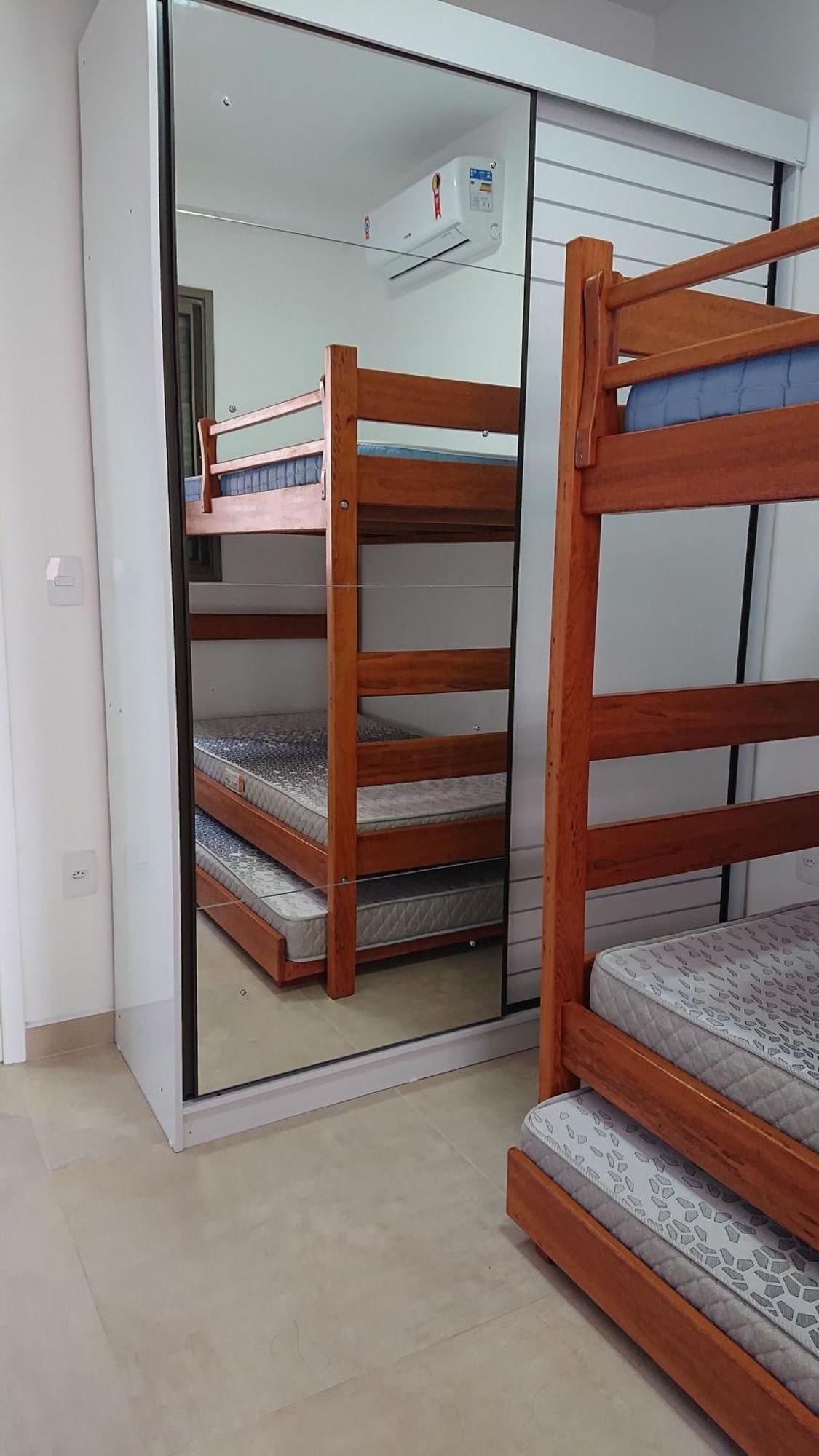 Lindo Apto Com Ar Cond Prox A Martim De Sa Com Piscina Wifi Sacada Gourmet Com Churrasqueira * Caraguatatuba