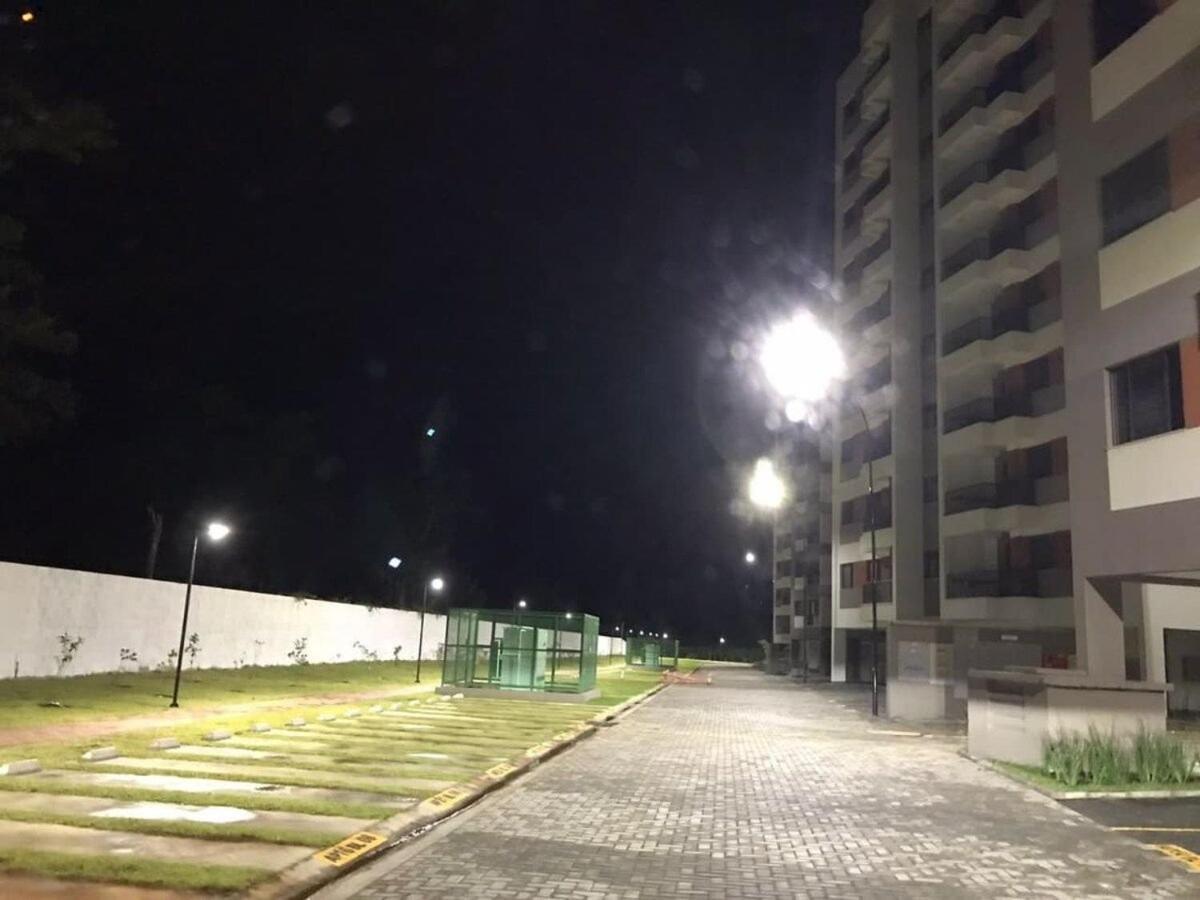 Сasa de vacaciones Lindo Apto Com Ar Cond Prox A Martim De Sa Com Piscina Wifi Sacada Gourmet Com Churrasqueira *